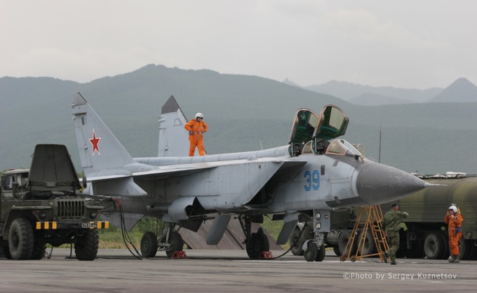 Tiêm kích siêu thanh Nga mang tên lửa sát thủ thách thức Không quân Ukraine