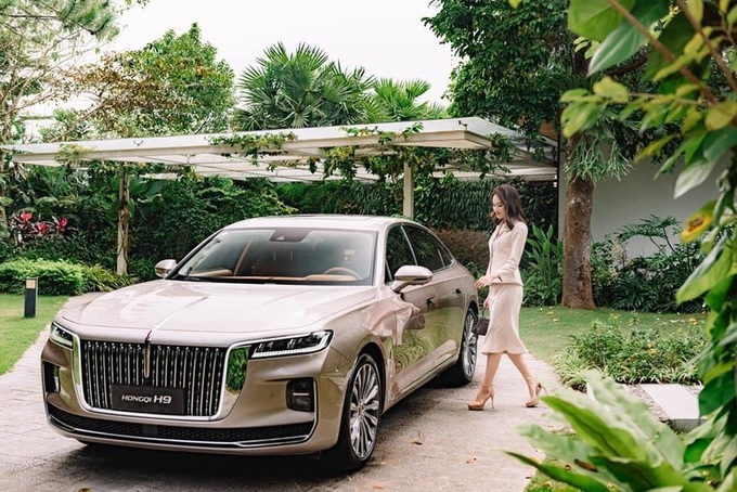 'Rolls-Royce Trung Quốc' giảm giá kỷ lục tại Việt Nam, tới 530 triệu đồng