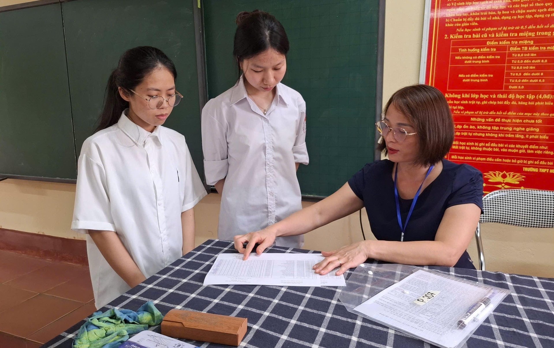 Hơn 1,1 triệu thí sinh làm thủ tục dự thi tốt nghiệp THPT năm 2025